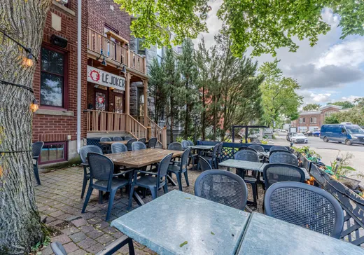 Propriété commerciale à vendre - 244 Rue St-Charles O., Longueuil, J4H 1H3