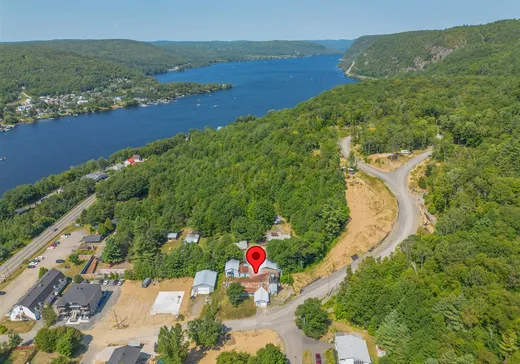Propriété commerciale à vendre - 130 Ch. de la Montagne , Grandes-Piles, G0X 1H0