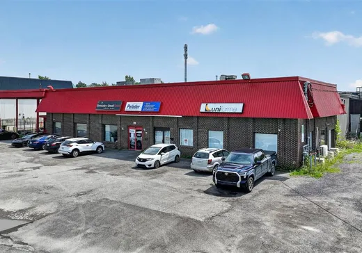 Propriété commerciale à vendre - 81 Rue St-Jude S., Granby, J2J2N2