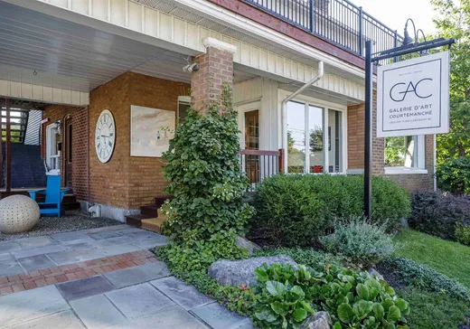 Propriété commerciale à vendre - 820 Rue Principale O., Magog, J1X 2B4