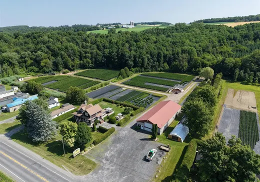 Commercial Property for Sale - 7964 Route Louis-S.-St-Laurent, Coaticook, J0B 1L0