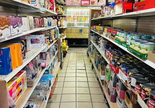 Propriété commerciale à vendre - 5 INDISPONIBLE, St-Henri (Île de Montréal), H4C 1X3