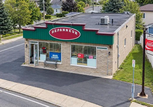 Commercial Property for Sale - 2 INDISPONIBLE, Sainte-Thérèse, J7E 3J7