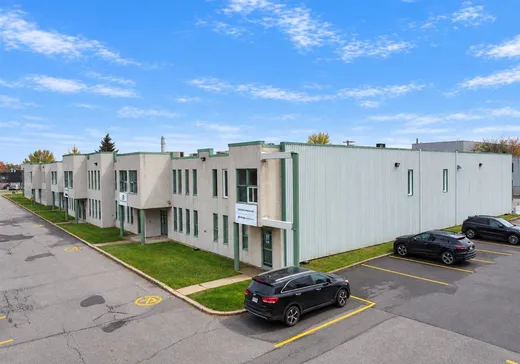 Propriété commerciale à vendre - 86 Boul. des Entreprises, App. 109, Boisbriand, J7G2T3