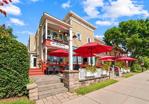 Commercial Property for Sale - 2489-2491 Rue de l'Église, Val David, J0T 2N0