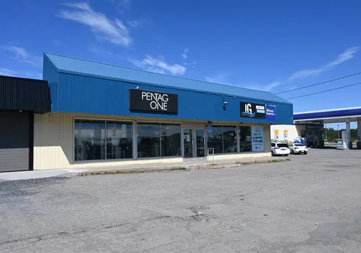 Commercial Property for Sale - 11-13 Boul. Ste-Anne O., Sainte-Anne-des-Monts, G4V 1P5