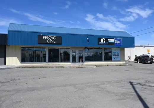 Commercial Property for Sale - 11-13 Boul. Ste-Anne O., Sainte-Anne-des-Monts, G4V 1P5