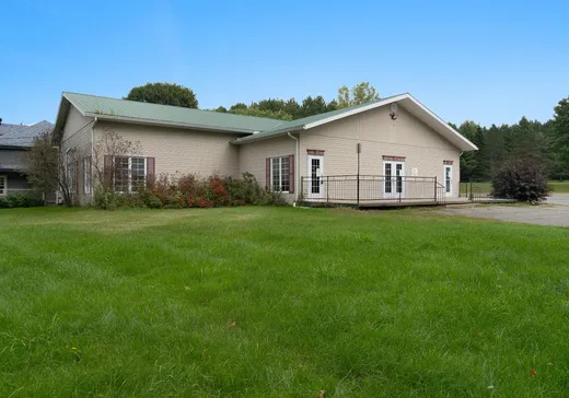 Commercial Property for Sale - 136 Ch. Craig N., Danville, J0A 1A0