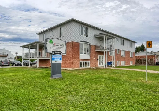 Propriété commerciale à vendre - 611 207e Avenue, St-Mathieu-Du-Parc, G9T 3M2