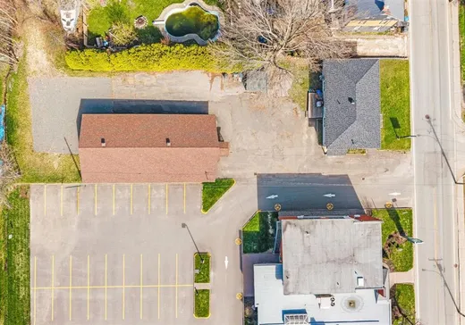 Propriété commerciale à vendre - 1750 Av. des Hirondelles, Bécancour, G9H 4L7