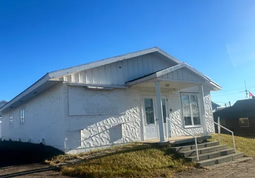 Propriété commerciale à vendre - 3 Av. Marcel-Legendre, St-Tite-Des-Caps, G0A 4J0