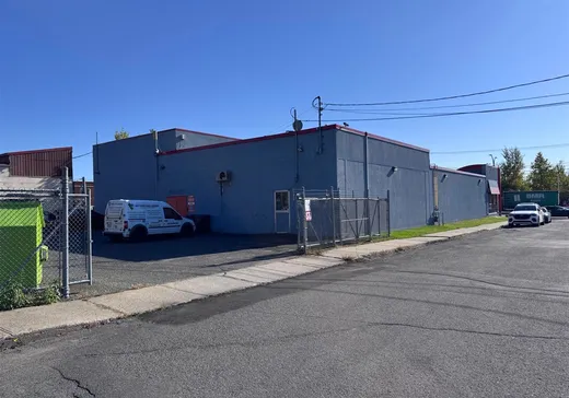 Commercial Property for Sale - 740 Boul. St-Joseph, Drummondville, J2C 2C3
