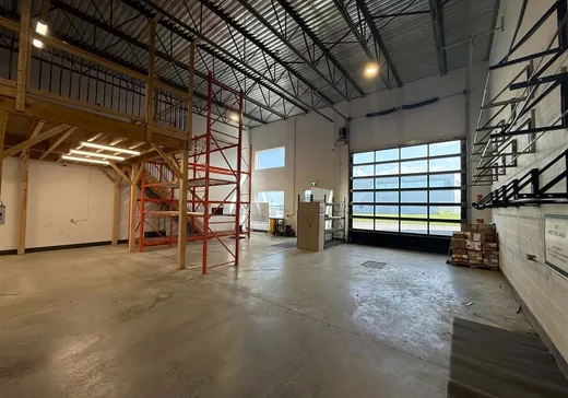Propriété commerciale à vendre - 147 Rue de Singapour, App. 7, Saint-Augustin-de-Desmaures, G3A0P6