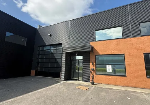 Propriété commerciale à vendre - 147 Rue de Singapour, App. 7, Saint-Augustin-de-Desmaures, G3A 0P6