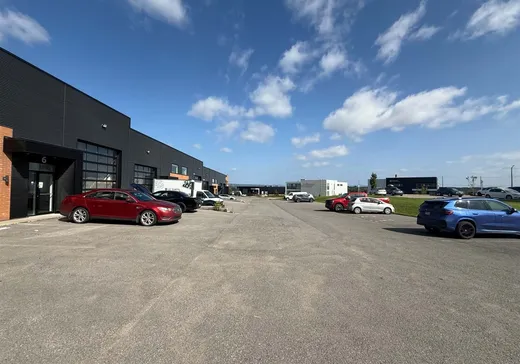 Propriété commerciale à vendre - 147 Rue de Singapour, App. 7, Saint-Augustin-de-Desmaures, G3A 0P6