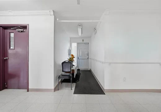Commercial Property for Sale - 141 Av. Centrale S., Stratford, G0Y 1P0