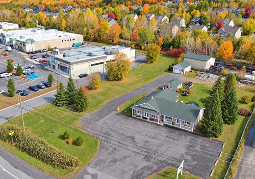 Propriété commerciale à vendre - 2623 Boul. du Curé-Labelle, Prévost, J0R1T0