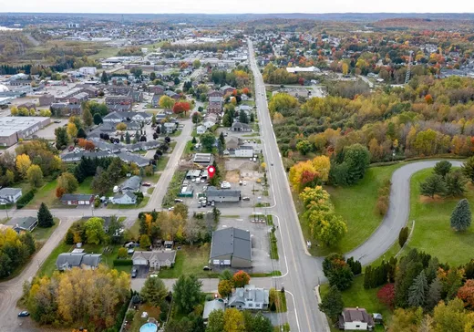 Commercial Property for Sale - 5582 Boul. des Hêtres, Shawinigan, G9N 4W1