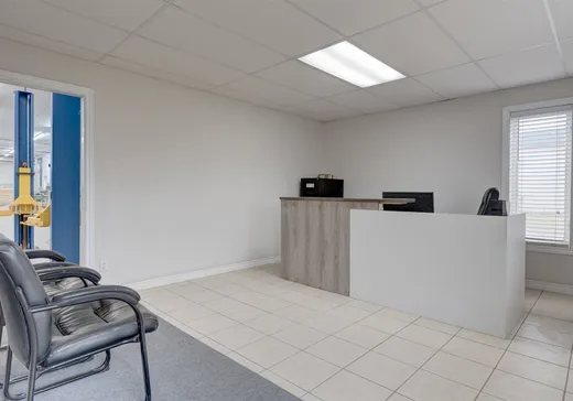 Industrial Building for Sale - 1215 Rue de l'Acadie, Victoriaville, G6T 1W4