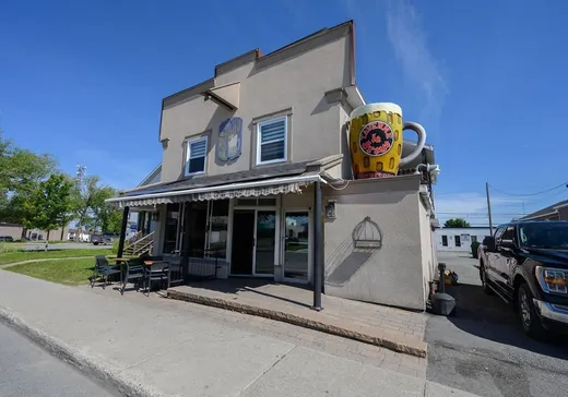 Commercial Property for Sale - 396 3e Avenue, Val-d'Or, J9P 1R9