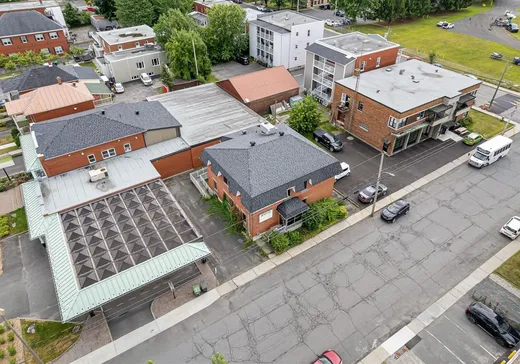 Propriété commerciale à vendre - 154 Rue Dunkin, Drummondville, J2B 5V1