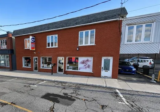 Commercial Property for Sale - 138-142 Rue Loring, Drummondville, J2C 4J0