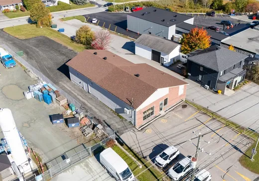 Propriété commerciale à vendre - 4579 Boul. Bourque, Sherbrooke, J1N 2G6