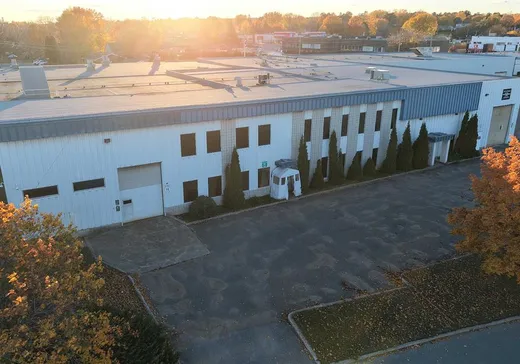Bâtiment Industriel à vendre - 2845-2875 Rue de l'Industrie, Trois-Rivières, G8Z 3X9