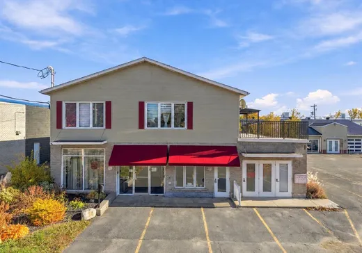 Propriété commerciale à vendre - 2655-2657 Rue St-Pierre, Drummondville, J2C 7Y2