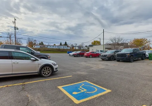 Propriété commerciale à vendre - 470 Rue Principale, Lachute, J8H 1Y3