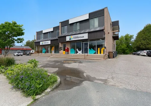 Commercial Property for Sale - 557-561 1re Avenue, Danville, J1T 4K4