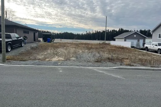 Terrain à vendre - 214 Rue Roy, Val-d'Or, J9P2T6