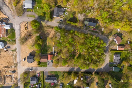 Land for Sale -  Rue de la Colline, Grandes-Piles, G0X 1H0