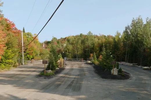 Land for Sale -  Rue du Génévrier, Val David, J0T 2N0