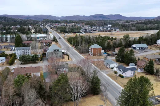 Terrain à vendre -  Rue Vaudreuil, Mont-Tremblant, J8E 2P8