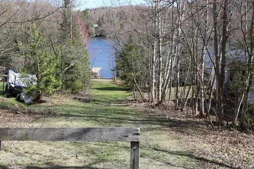 Land for Sale -  Rue du Lac-Clair, Sainte-Marguerite-du-Lac-Masson, J0T 1L0