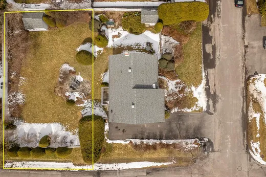 Terrain à vendre -  Rue Parenteau, Saint-Jean-sur-Richelieu, J3B7Y2