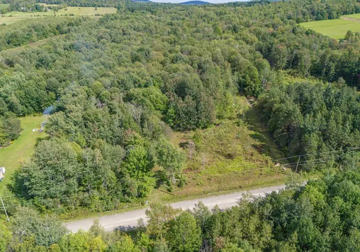 Terrain à vendre - Ch. Malboeuf Ch. Malboeuf, Valcourt, J0E 2L0
