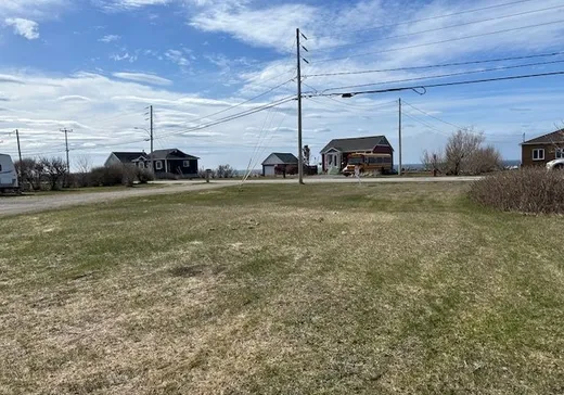 Terrain à vendre -  Rue de Matane-sur-Mer, Matane, G4W3M6