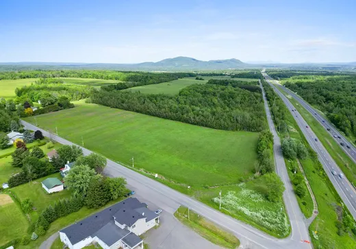 Terrain à vendre - 1222 Rue St-Charles S., Granby, J2J0L6