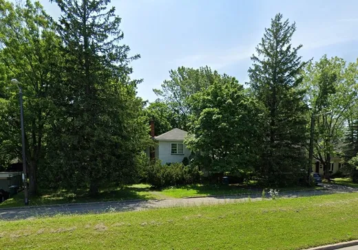 Terrain à vendre - 2401Z Boul. Laurier, Ste-Foy, G1T 1C3