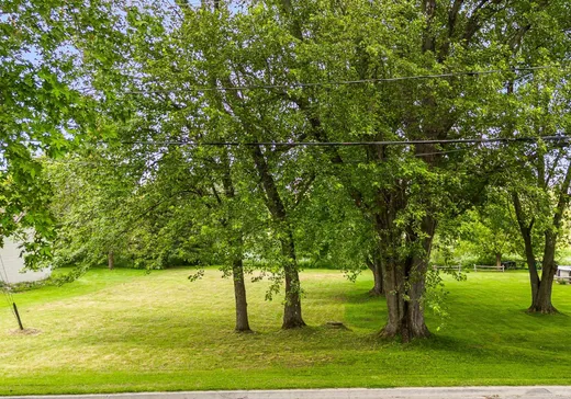 Land for Sale -  Rue Allen E., Waterloo, J0E 2N0