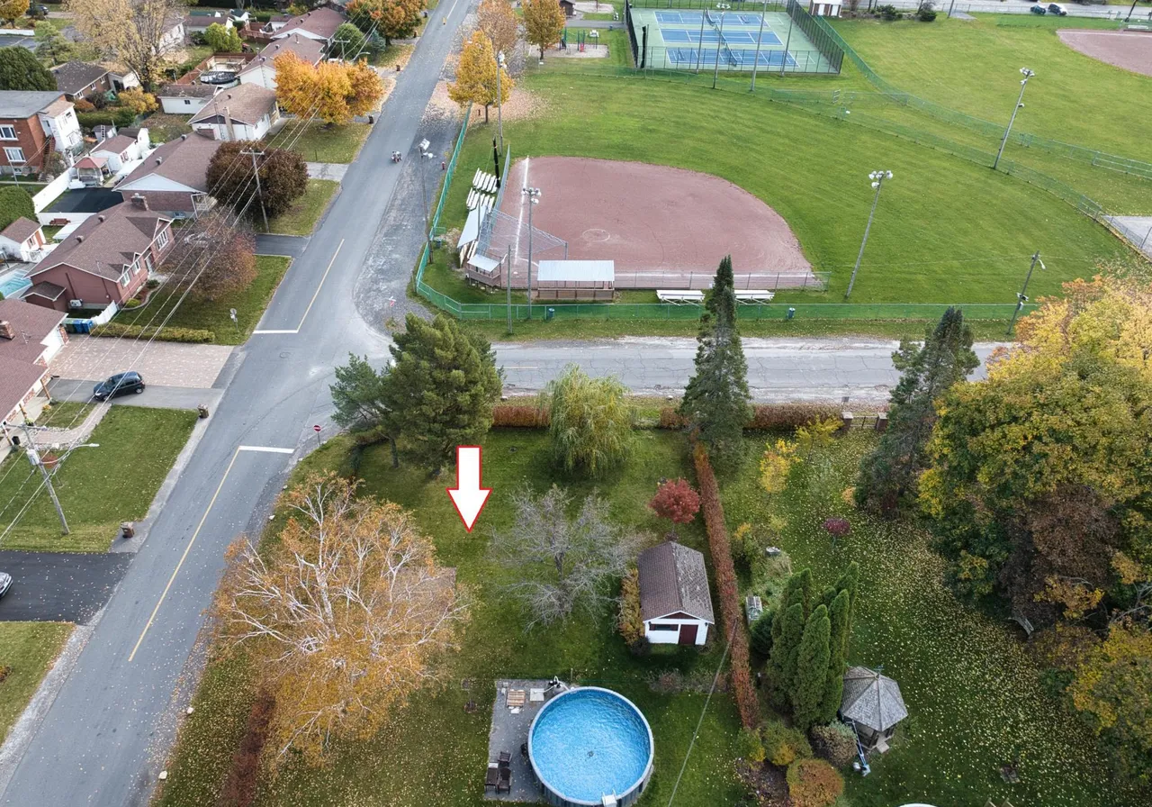 Land for Sale -  Rue des Chênes, Laval (Sainte-Dorothee), H1N 1N1