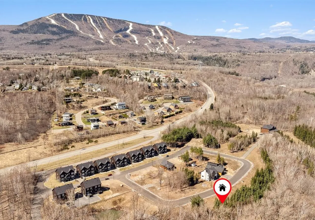 Terrain à vendre - 241 Rue du Belvédère, Beaupré, G0A 1E0