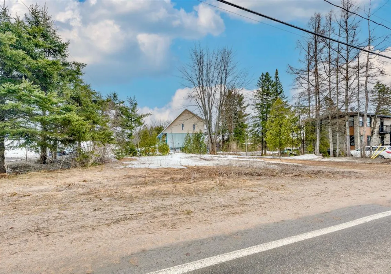 Terrain à vendre - 428 Boul. Jacques-Cartier, Shannon, G3S 1G4