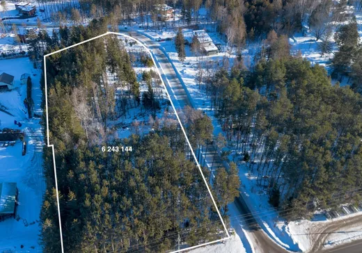 Terrain à vendre -  Ch. des Basques, Saint-Sauveur, J0R1R7