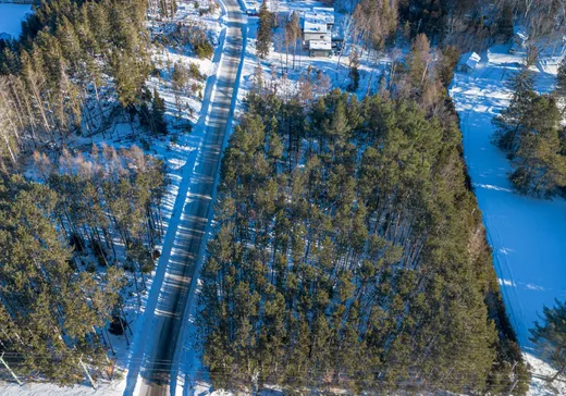 Land for Sale -  Ch. des Basques, Saint-Sauveur, J0R 1R7