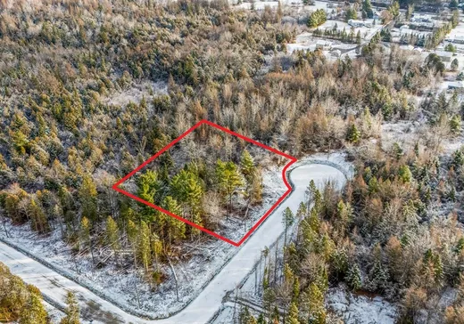 Land for Sale -  Allée de la Flore, Orford, J1X 8E4
