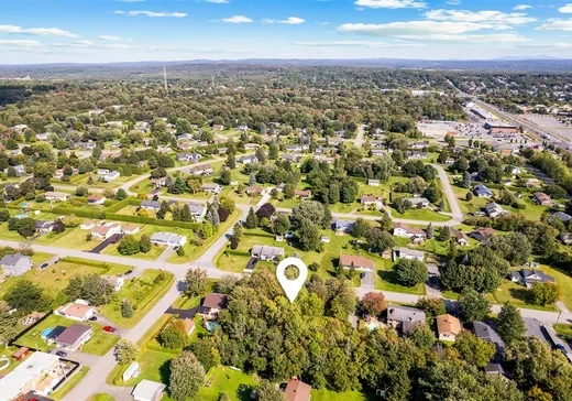 Land for Sale - 578 Rue Reynolds, Granby, J2G 9G1