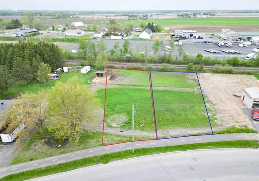 Terrain à vendre -  Rue Guèvremont, St-Cyrille-De-Wendover, J1Z 1H9